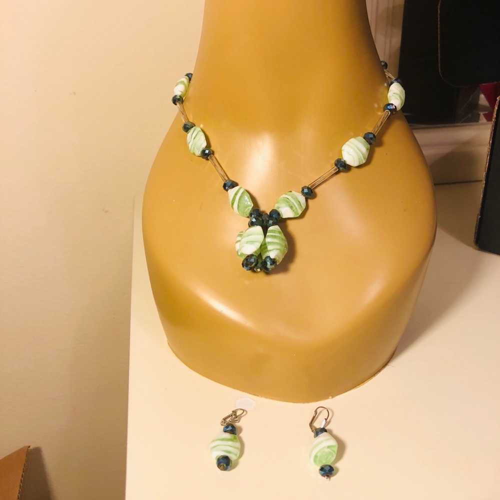 Jewelry set necklace and earring
